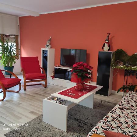Apartamento Confort I La Seu d'Urgell Exterior foto