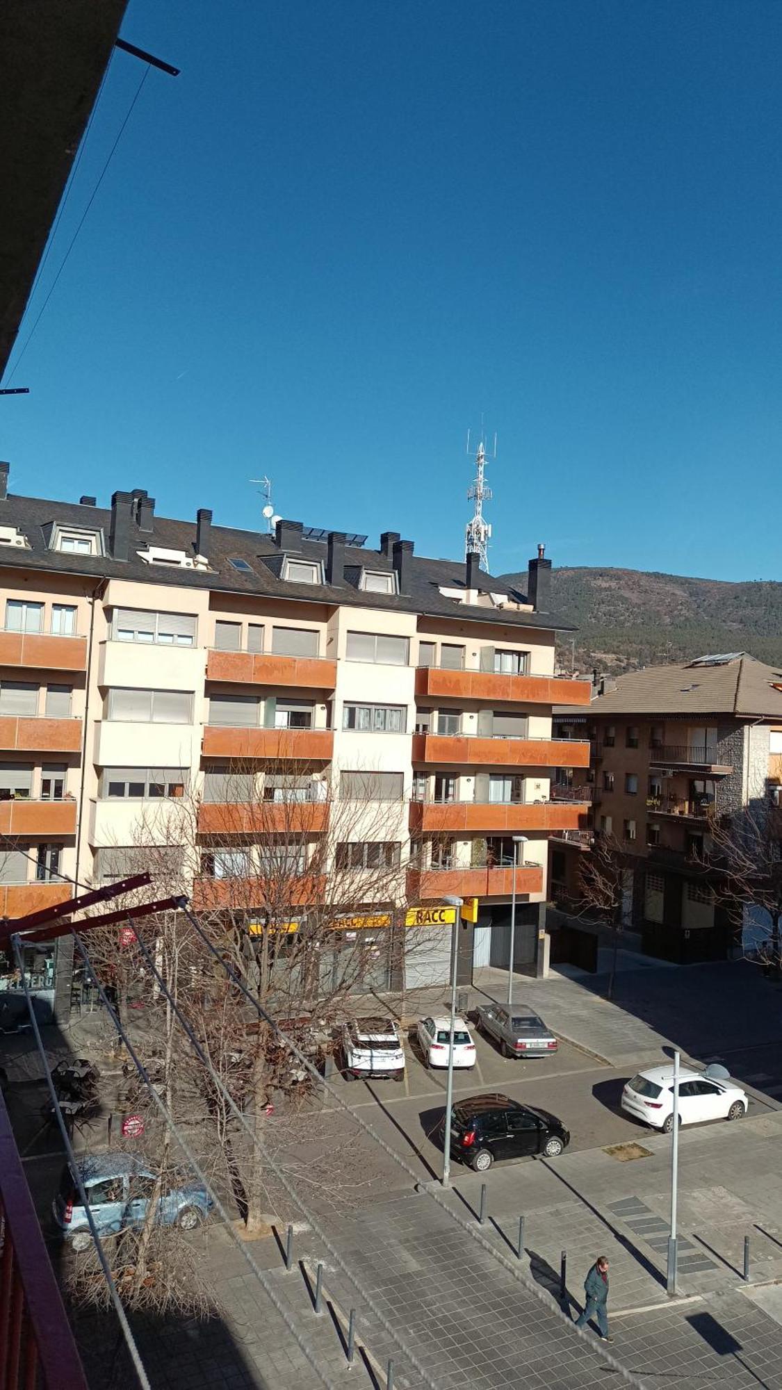 Apartamento Confort I La Seu d'Urgell Exterior foto