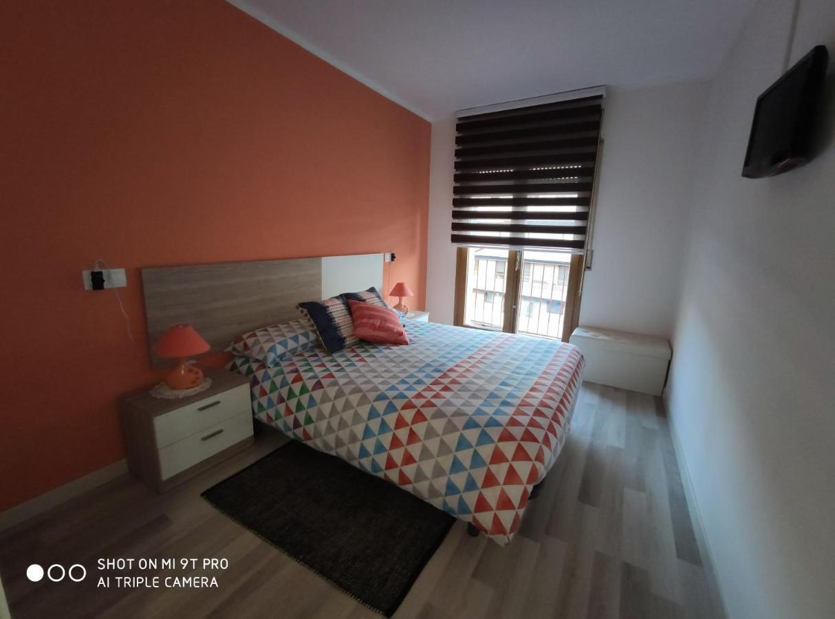 Apartamento Confort I La Seu d'Urgell Exterior foto